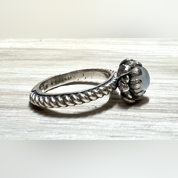 Vintage Handmade Oxidized Sterling Silver Moonstone Lotus Flower Ring, Size 6 - Picture 5 of 13